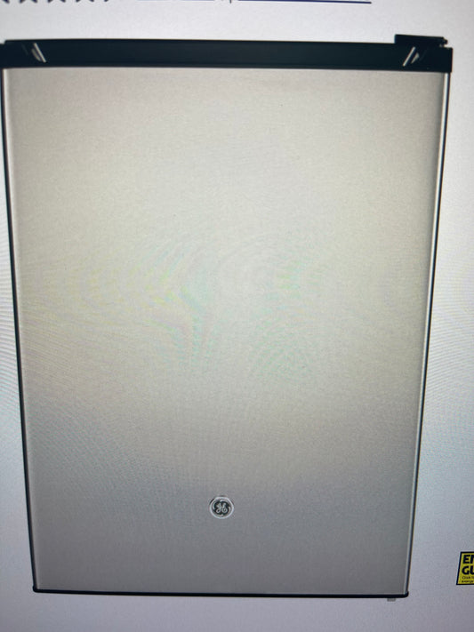 GE GCE06GSHSB Compact Refrigerator 5.6CF Compact Refrigerator/Freezer