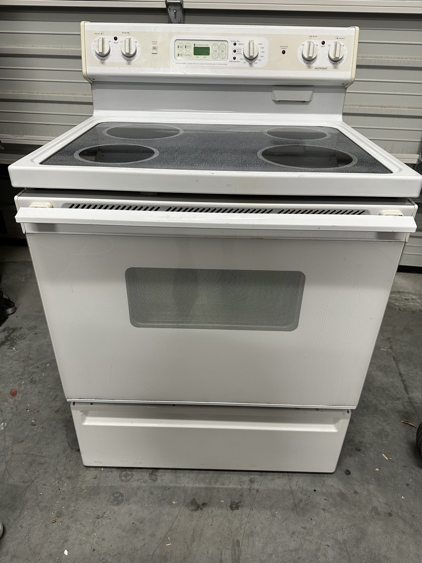 Pre Owned GE Electric Range RB787WB1WWPO Pre-Owned Appliance