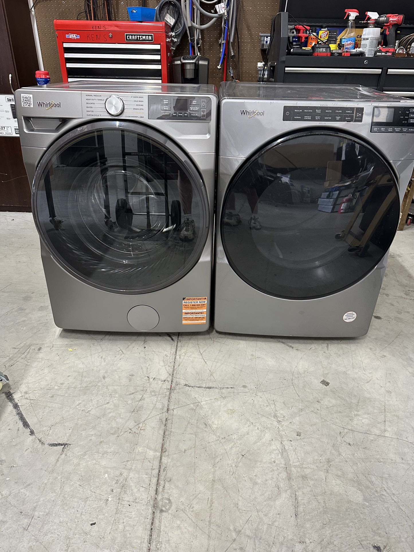 Pre Owned Whirlpool Front Load Washer/Dryer Set WFW5720RR0WED5605MC0PO Pre-Owned Appliance