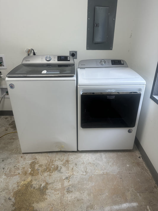 Pre Owned Maytag Top Load Washer Electric Dryer Set MVW7230HW0POMED6230HW0PO Pre-Owned Appliance
