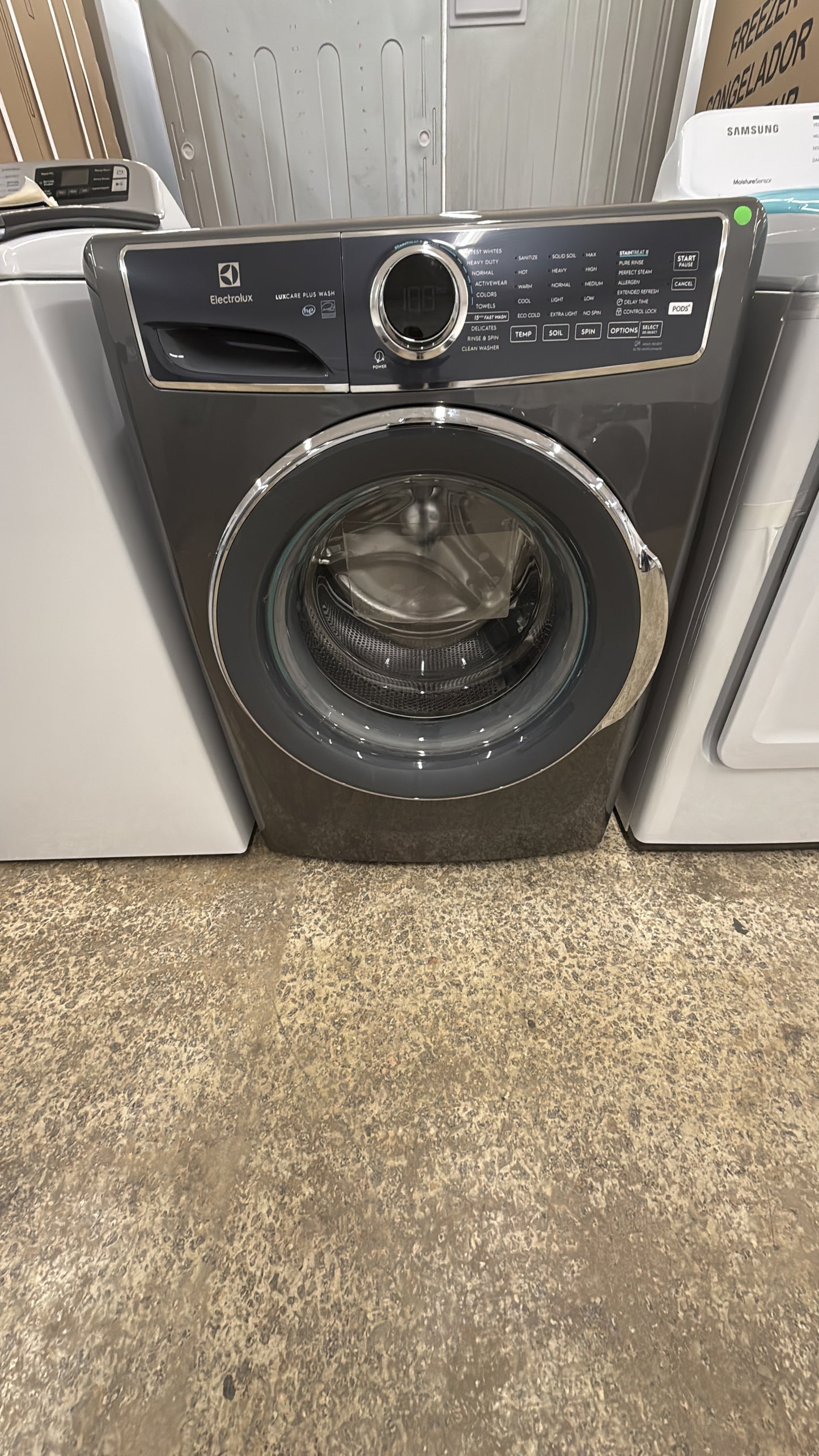 Electrolux  ELFW7537AT - front load washing machine with Luxcare Plus Wash